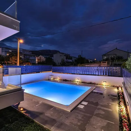 Irena וילה Kaštela