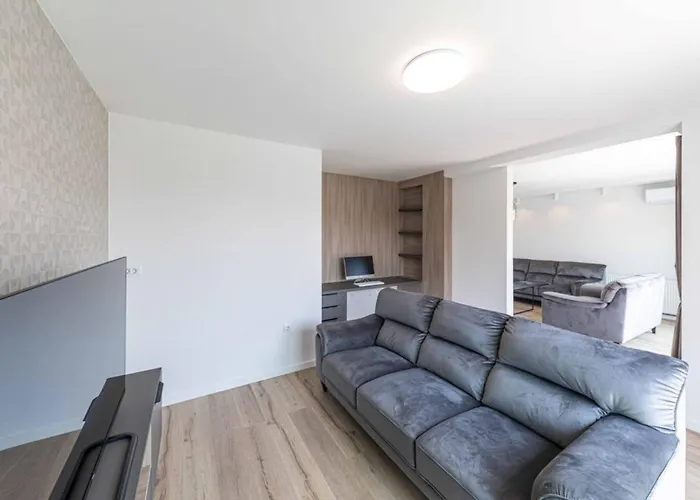 Irena Villa